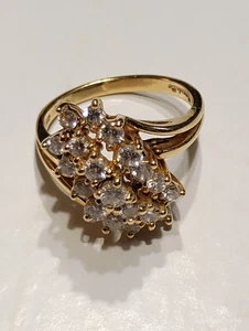 14K Gold Round Cut Diamond Cluster Ring, Weight 5.1 Gr, size 6.5 - Picture 1 of 3