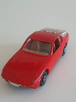 Corgi 321 Porsche 924 rot 1:35 Made in GT Britain - Bild 1 von 4
