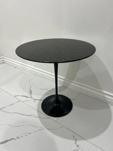 Knoll Saarinen 20" Round Side Table – Black Granite Top, Black Base – Authentic - Picture 1 of 11
