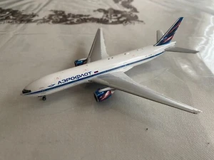 Phoenix Models 1:400 777-200ER Aeroflot VP-BAS - Picture 1 of 9