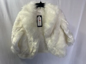 New light Faux Fur wrap size medium Cream With hook an eye closure - Picture 1 of 8