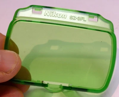 Nikon SZ-3FL Fluorescent green color Filter for SB700 Speedlight Flash - Image 1 of 4