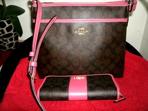 Coach Handbag No 29210 Beautiful S/M Brown Sig. Leather Canvas X/Body w/Wallet - Picture 1 of 16
