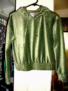 NO BOUNDARIES GREEN LONG SLEEVE PULLOVER HOODIE SZ JUNIOR 3-5 - Picture 1 of 4