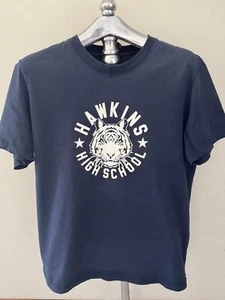 Nike x Stranger Things Hawkins High T-Shirt Navy Blue Size XL CK2342-419 - Picture 1 of 8