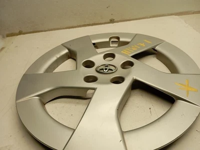 Wheel Cover HubCap 15" 5 Spoke Fits 10-11 PRIUS 3980750 - Image 1 of 4