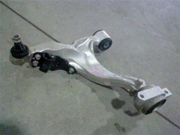 NISSAN Skyline Crossover 2009 Front Right Lower Control Arm [Used] [PA02031300] - Image 1 of 1