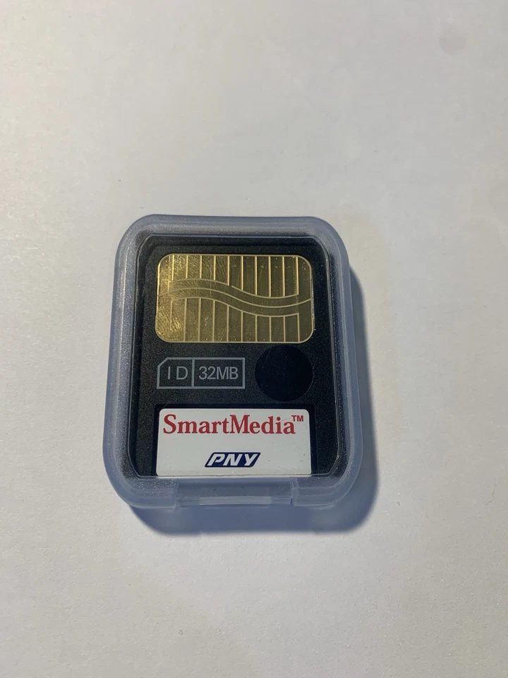 PNY Smart Media 32 MB Extended Data Storage Flash Memory Card, Black, UNTESTED - Image 1 of 4