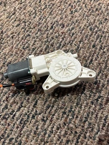 ⭐️ 2011-2014 Chrysler 200 Front Right Passenger Side Power Window Motor OEM - Picture 1 of 6