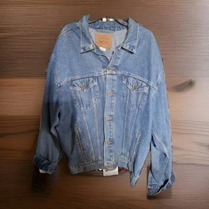 Levis Jacket Mens 2XL Blue Denim Relaxed Trucker Jean Button Front 70507-0389~I4 - Picture 1 of 4