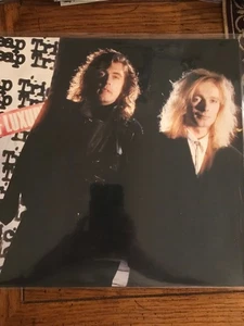 Cheap Trick LP Lap Of Luxury  (LP-43 - Picture 1 of 1