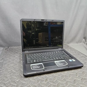 Advent K1501 Laptop Pentium Dual-Core T2370 2GB RAM 15.4" DVD-RW Unità Ottica - Foto 1 di 17