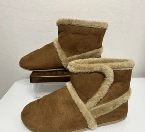 Deer Stags Slipperooz Chestnut Brown Microsuede Slipper Booties NEW Size 8M CC - Picture 1 of 7