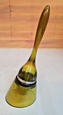 Infusor y soporte de té Lucite verde vintage Foto 1 de 4