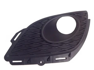 for 2009 2013 Toyota Matrix  Left Driver fog lamp cover  bezel 09 10 11 12 13 LH - Picture 1 of 1