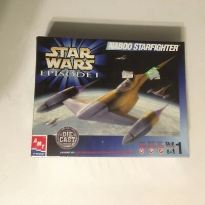 Vtg 1999 AMT Ertl Star Wars Episode I Naboo Starfighter Die Cast Model Sealed - Image 1 of 4