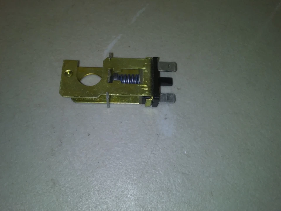 1969-1974   Ford/Mercury  LTD,Maverick,Comet   Stop light/Brake light switch - Image 1 of 1