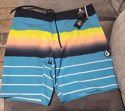 NWT! Volcom Board Shorts, size 32 - Image 1 of 3