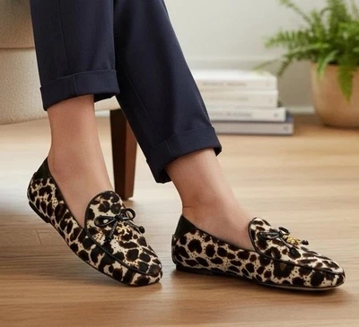 Mocasín Tory Burch de cuero con estampado de leopardo pelo de becerro para mujer 7,5 sin cordones animal Foto 1 de 4