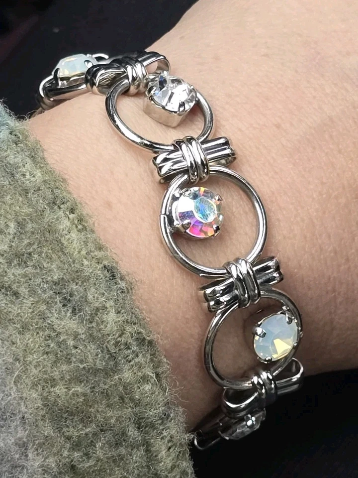 Brazalete de cristal de Swarovski tono plata mariana arco cadena círculos raros aurora  Foto 1 de 4
