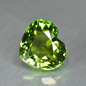 Turmalina verde natural de 2,27 quilates _ Piedra preciosa suelta en forma de corazón - Imagen 1 de 2