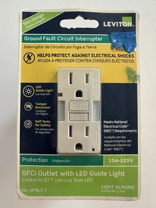 Salida Leviton GFNL1-T GFCI con luz guía LED 15A-125V luz almendra tipo B - Imagen 1 de 3