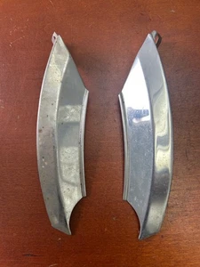 1968-72 Corvette Windshield Molding Fender Trim C3 Chevrolet Corners Chevy Pair - Picture 1 of 4