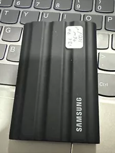 Samsung Black SSD T7 Shield 1TB Externe SSD 100% Guter Zustand Getestet - Bild 1 von 4