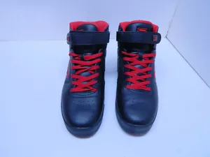 Scarpe FILA Vulc nere rosse HI TOP 1SC60526-30 taglia 10,5 - Foto 1 di 6