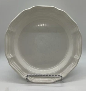 Mikasa French Countryside Salad Plates White 8" Scalloped - Bild 1 von 2
