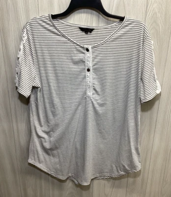 AMARYLLIS Women’s (Size 2X) Striped Short Sleeve 1/2 Button T-Shirt Lace Accent - Image 1 of 4