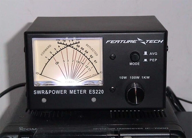 ES220 V2 SWR Meter Leistungsmesser 1000W VHF/UHF Dual Band 140-480MHz AVG/PEP Meter - Bild 1 von 4