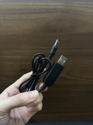 Portable USB battery charger for Hasselblad H1 H2D H3D H4D H5D H6D - Image 1 of 4