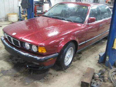 Правый задний фонарь для пассажира подходит для 88-94 BMW 750i 123316 - Изображение 1 из 4