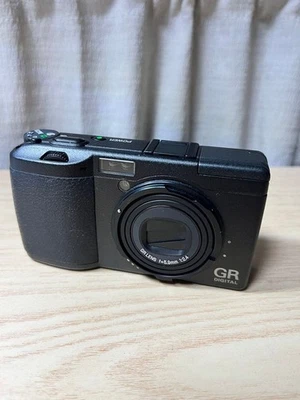 Ricoh GR Digital Black Compact Digital Camera 8MP Tested 1395 Shots - Image 1 of 4