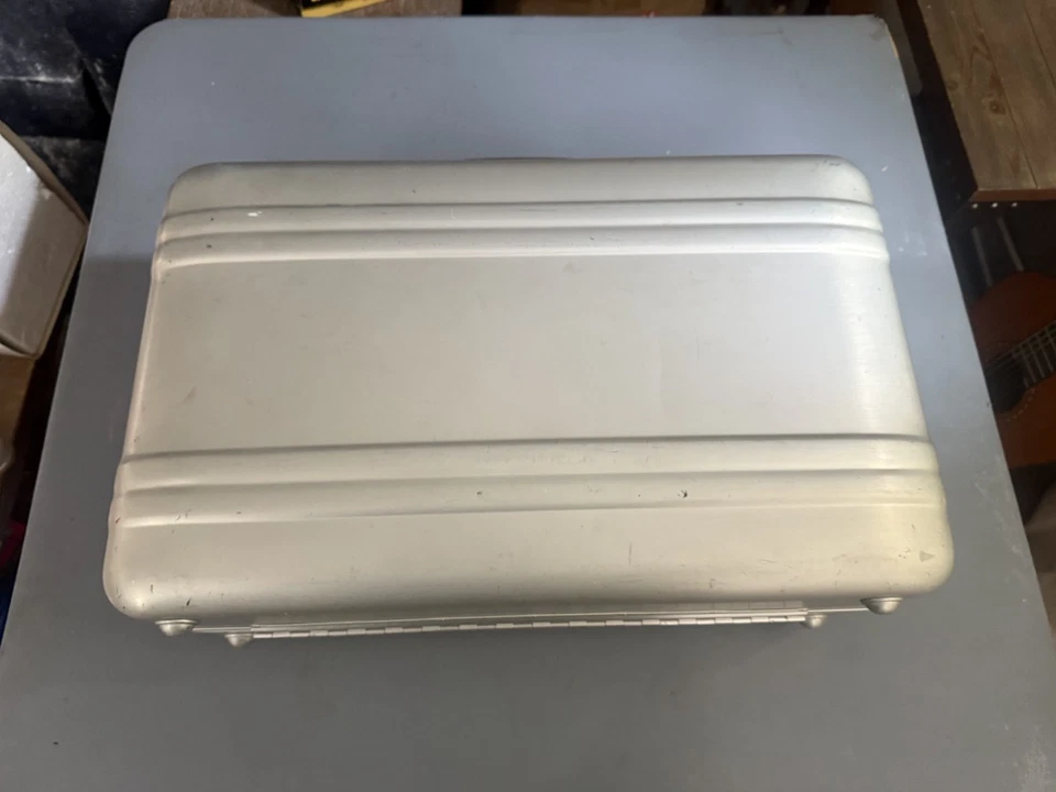Vintage Zero Halliburton Aluminum20x13x7 Camera Case No Lining/Foam Circa 70s - Image 1 of 4