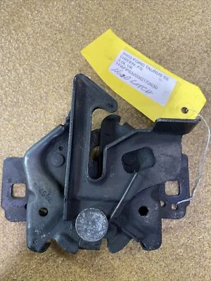 2000 2001 2002 2003 2004 2005 2006 2007 Ford Taurus Front Hood Latch B16 - Image 1 of 3