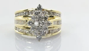 Beeindruckender Diamant Cluster Ring in 10 Karat Gelbgold Größe 8,5 - Bild 1 von 5