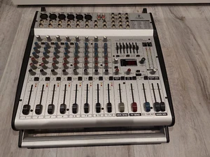 Behringer Europower PMH1000 Powered Mixer - 400 Watts RMS - Picture 1 of 3