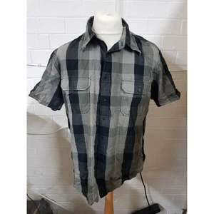 Mossimo Supply Co Athletic Fit Short Sleeved Shirt Size XL - Picture 1 of 5