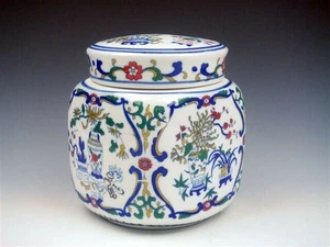 Tarro de té grande pintado de flores y melocotones de porcelana con forma cuadrada #05162502 - Imagen 1 de 9