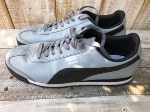 puma roma gris