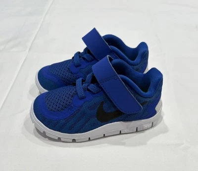 Tenis deportivos NIKE FREE 5.0 para niños pequeños azules/blancos talla 5C Foto 1 de 4