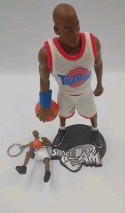 Michael Jordan Space Jam Tune Squad MVP Vtg Figure 9" & Collectible 4" Keychain - Picture 1 of 7