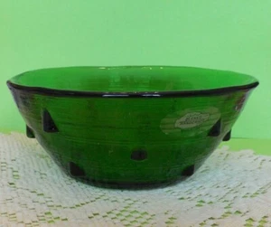 BLENKO GLAS GRÜN NIETEN SCHALE 6 3/8" DURCHMESSER MIT AUFKLEBER BRUTALIST DESIGN VINTAGE - Bild 1 von 4