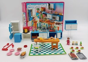 PLAYMOBIL Küchen-Einrichtung mit viel Zubehör - Bild 1 von 4