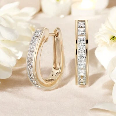 Pave 1.50 Cts Princess Shape Diamonds Unisex Hoop Earrings 18K Yellow Gold - Image 1 of 3