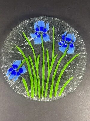 Hermoso plato de almuerzo de postre ensalada de vidrio artístico fundido azul iris hojas verdes Foto 1 de 2