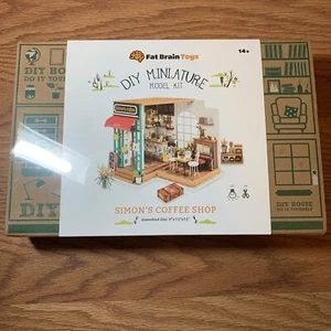 DIY House of Miniature kit scale Simon's coffee house kit Brand New SEALED - Picture 1 of 3