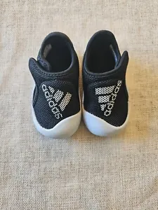 Adidas Toddler Shoe Size 3 Slip-on Sandal Black Casual Walking - Picture 1 of 4